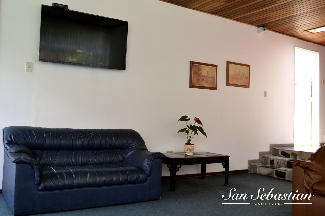 Casa Amanda B&B Богота Екстериор снимка